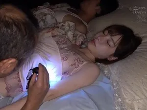 Không ngờ phim Sex Education giúp tôi dạy cho con trai 1 ...